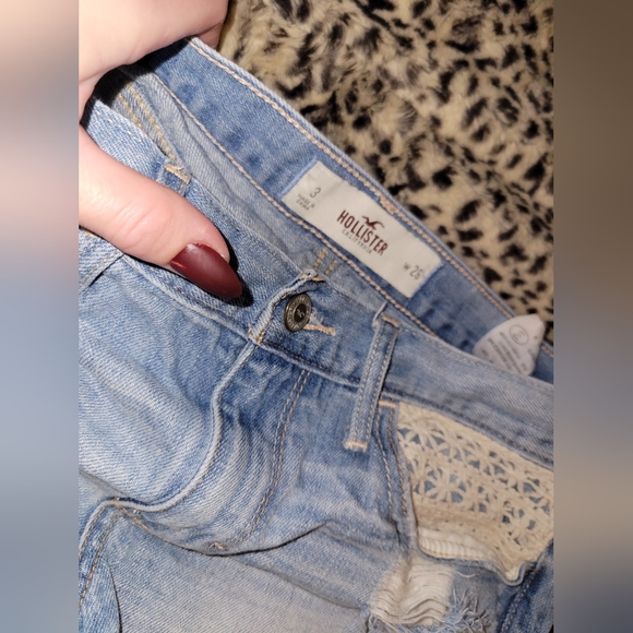 Hollister Cut off jeans - Picture 3 of 6